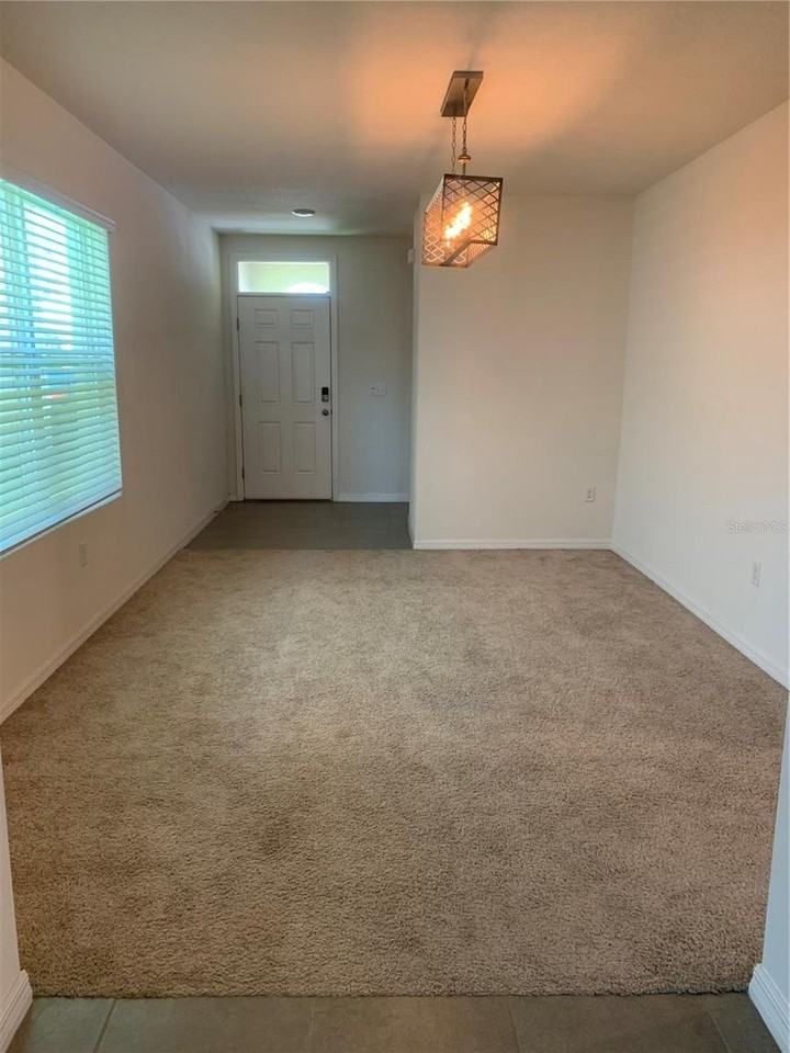 10977 Carlton Fields Dr - Photo 3 of 10