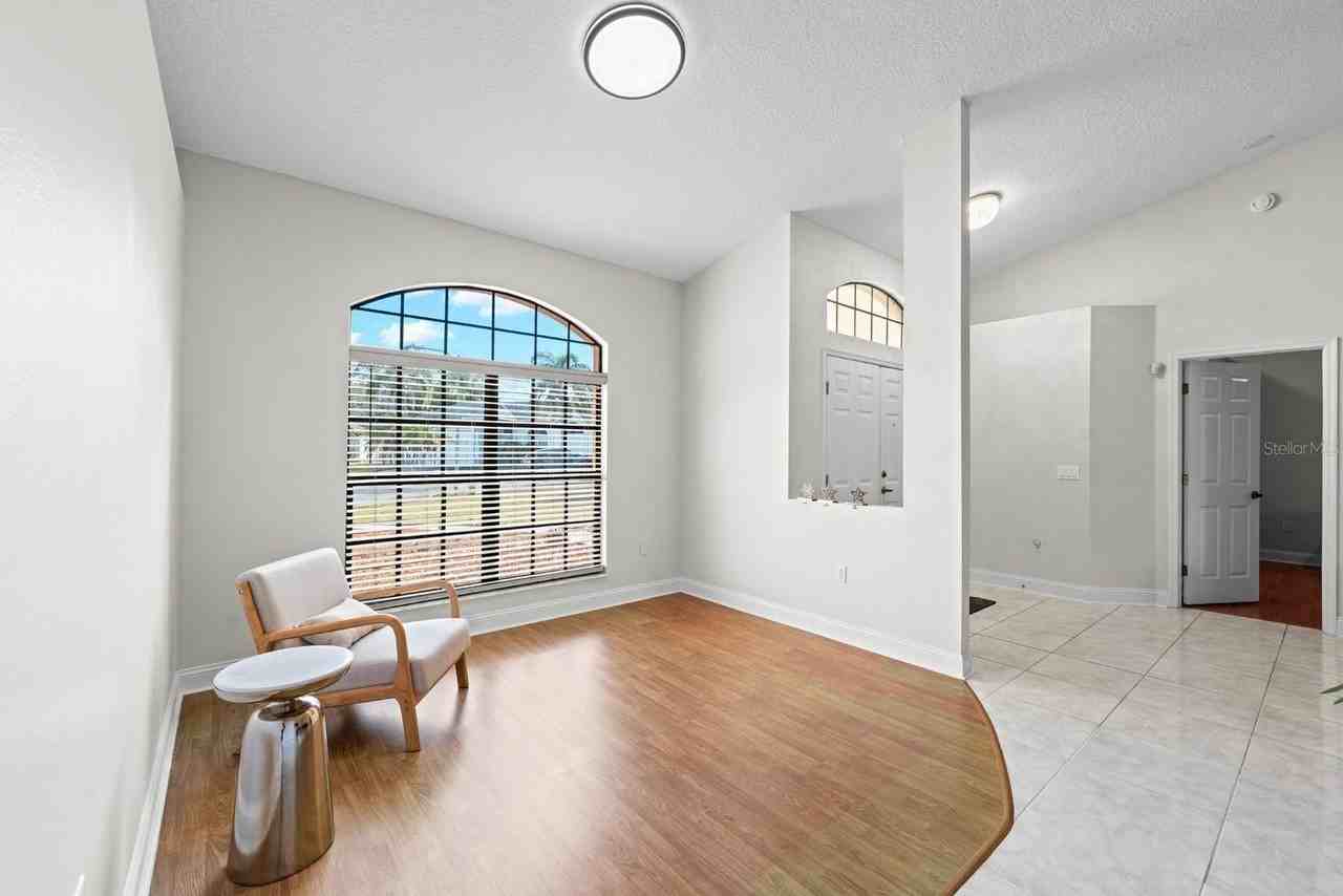 9147 Duffer Ct - Photo 4 of 15