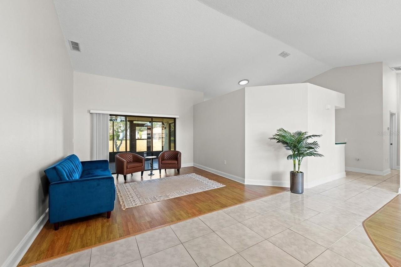 9147 Duffer Ct - Photo 5 of 15