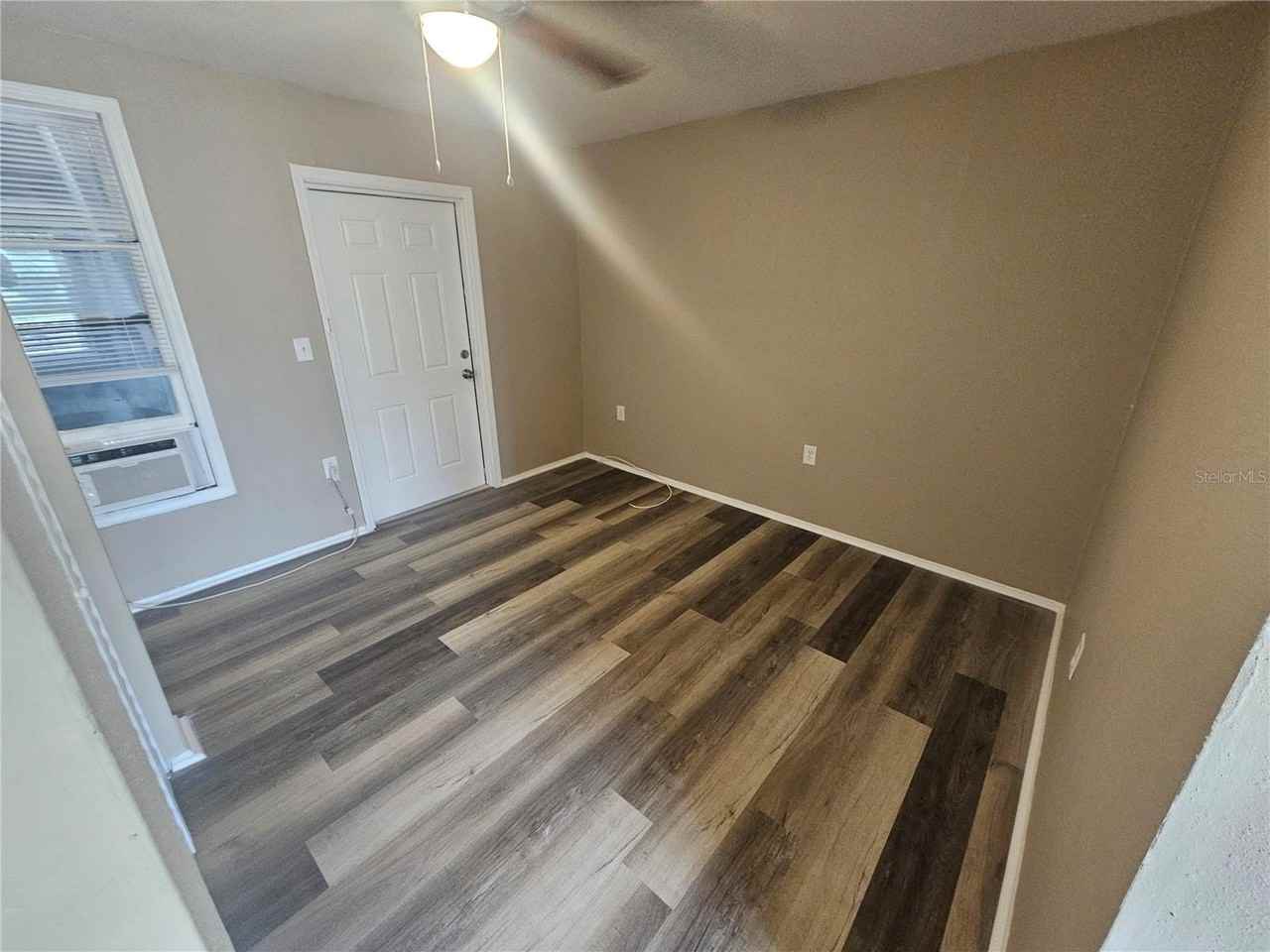 318 E Tarpon Ave #A1 - Photo 3 of 12