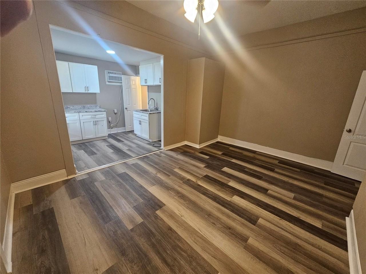 318 E Tarpon Ave #A1 - Photo 4 of 12