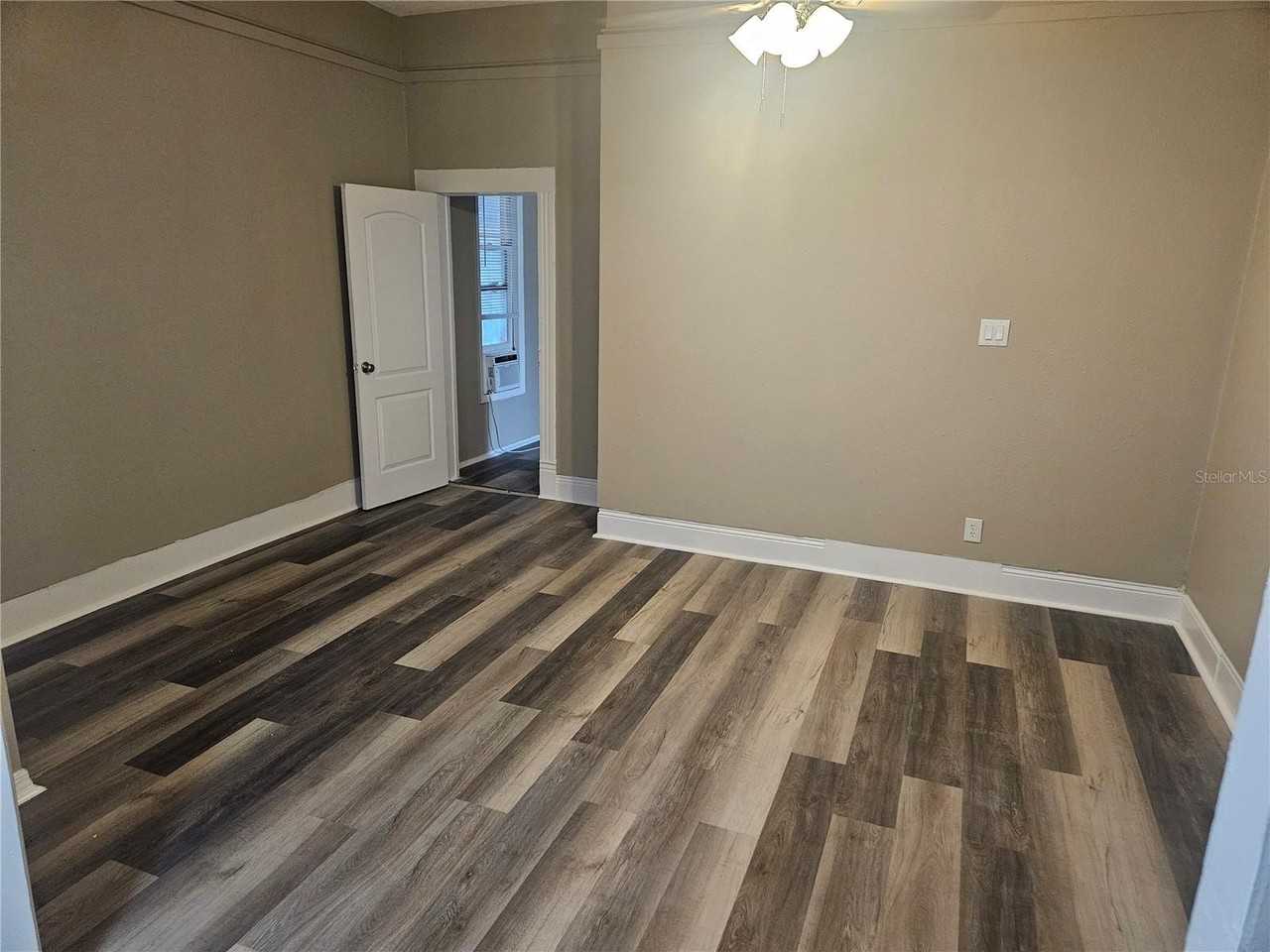 318 E Tarpon Ave #A1 - Photo 7 of 12