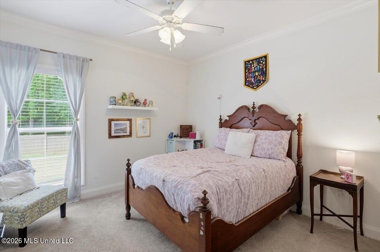 320 Oakville Cir - Photo 6 of 30
