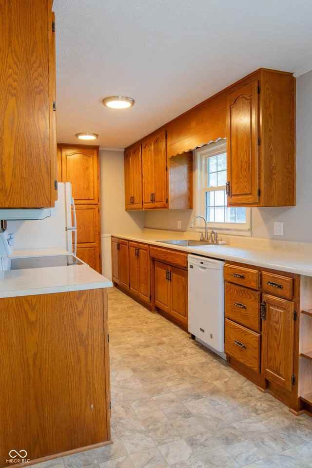 1444 N Mill Creek Rd - Photo 4 of 14