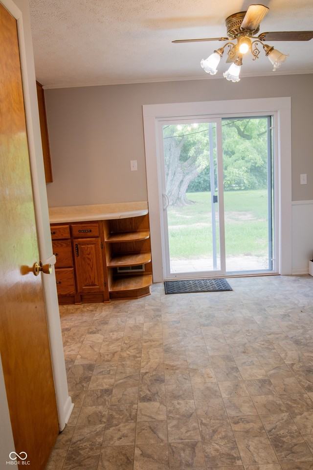 1444 N Mill Creek Rd - Photo 6 of 14