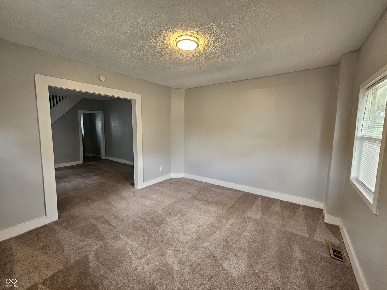 2143 Bellefontaine St - Photo 4 of 16