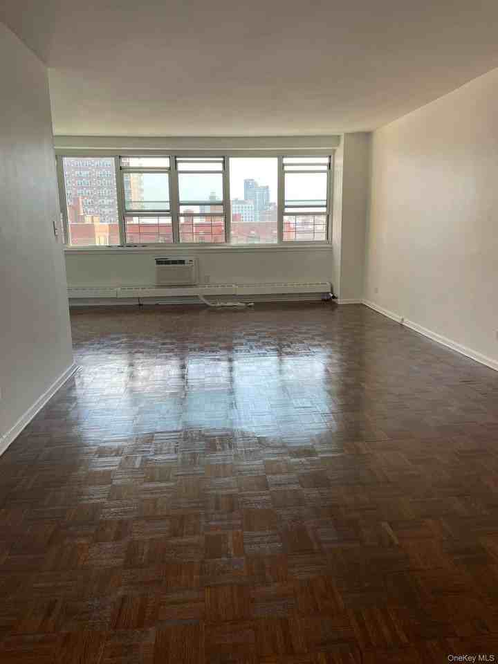 16420 Highland Ave #4B - Photo 3 of 11