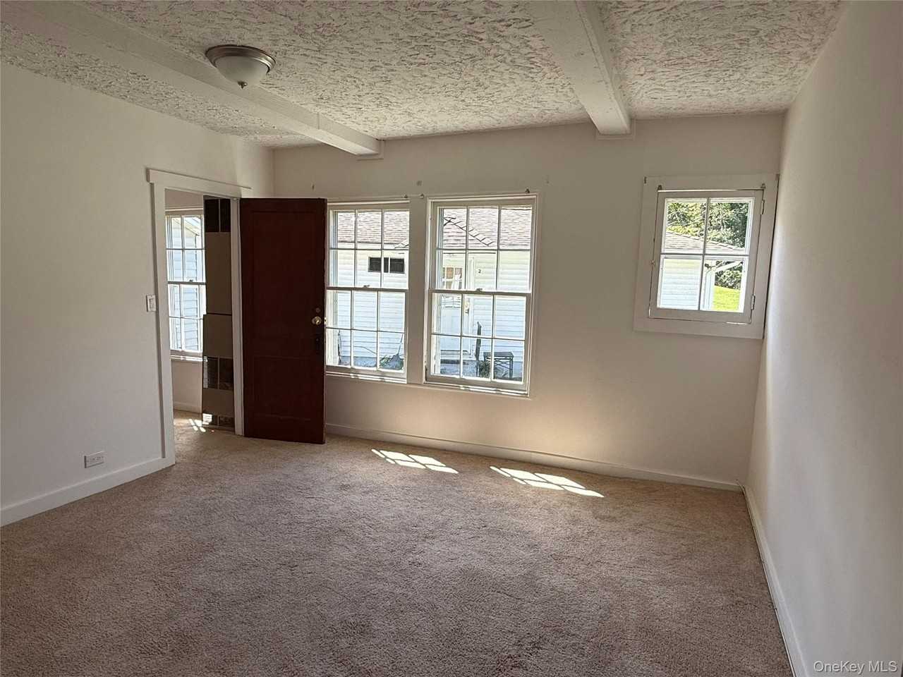 24 Quartz Ln #1 - Photo 5 of 13