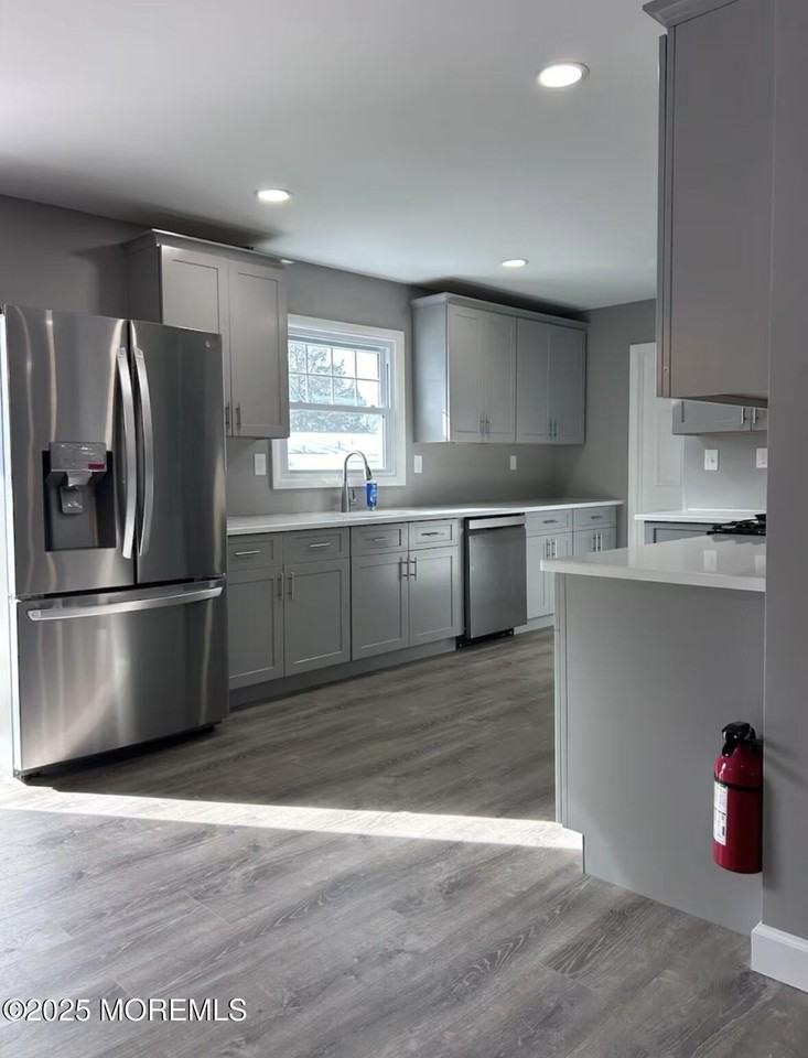 38 Edison St - Photo 3 of 12