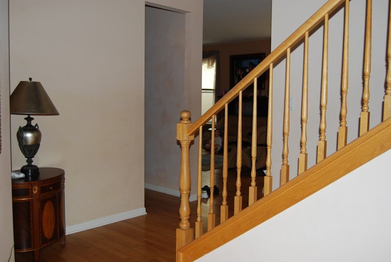 709 Sarah Ln - Photo 5 of 6