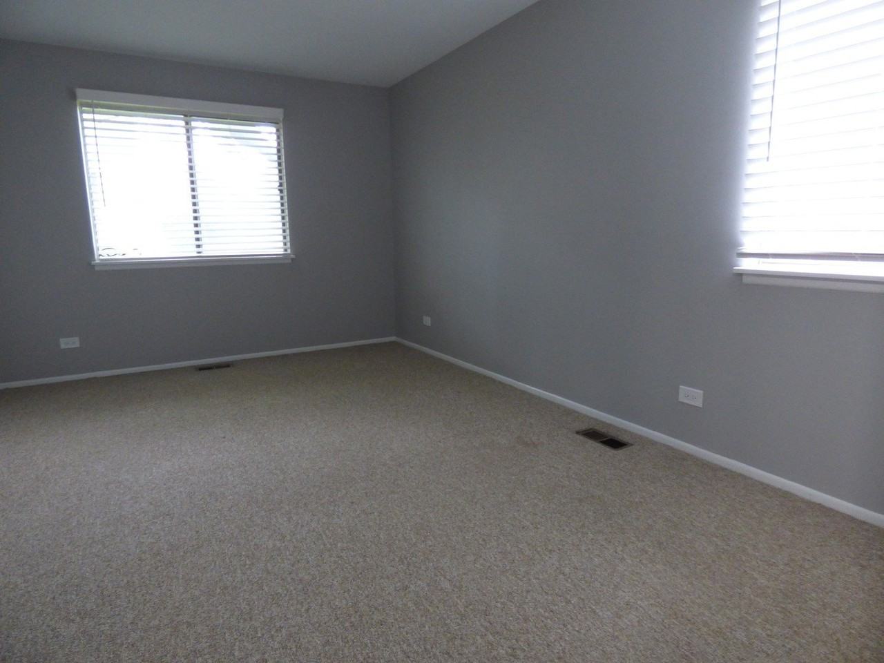 402 Sandalwood Ln #D1 - Photo 7 of 14