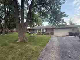 122 Gall Ln - Photo 1 of 1