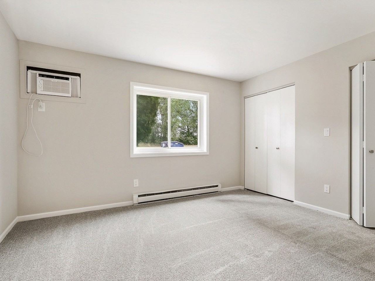 20206 S Frankfort Square Rd #D - Photo 7 of 9