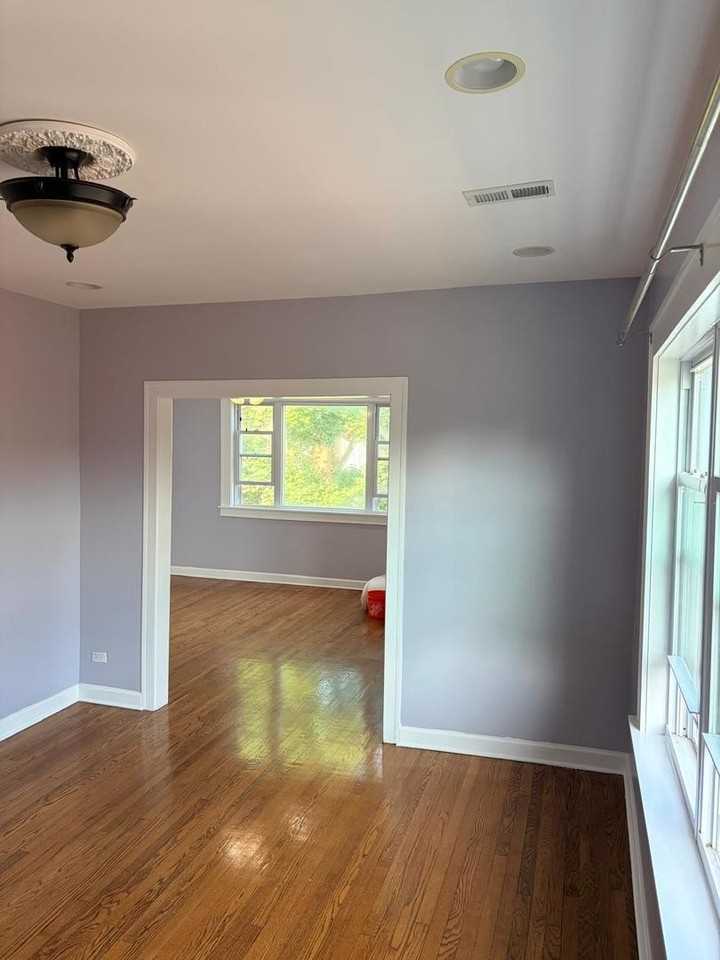 5540 N Luna Ave #2 - Photo 2 of 18