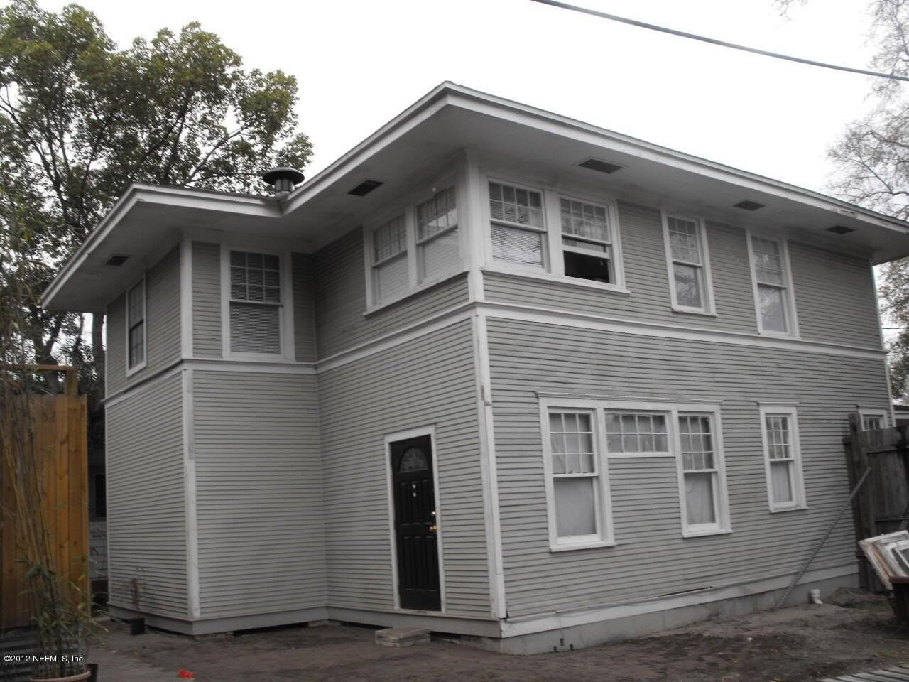 756 Stockton St - Photo 7 of 37