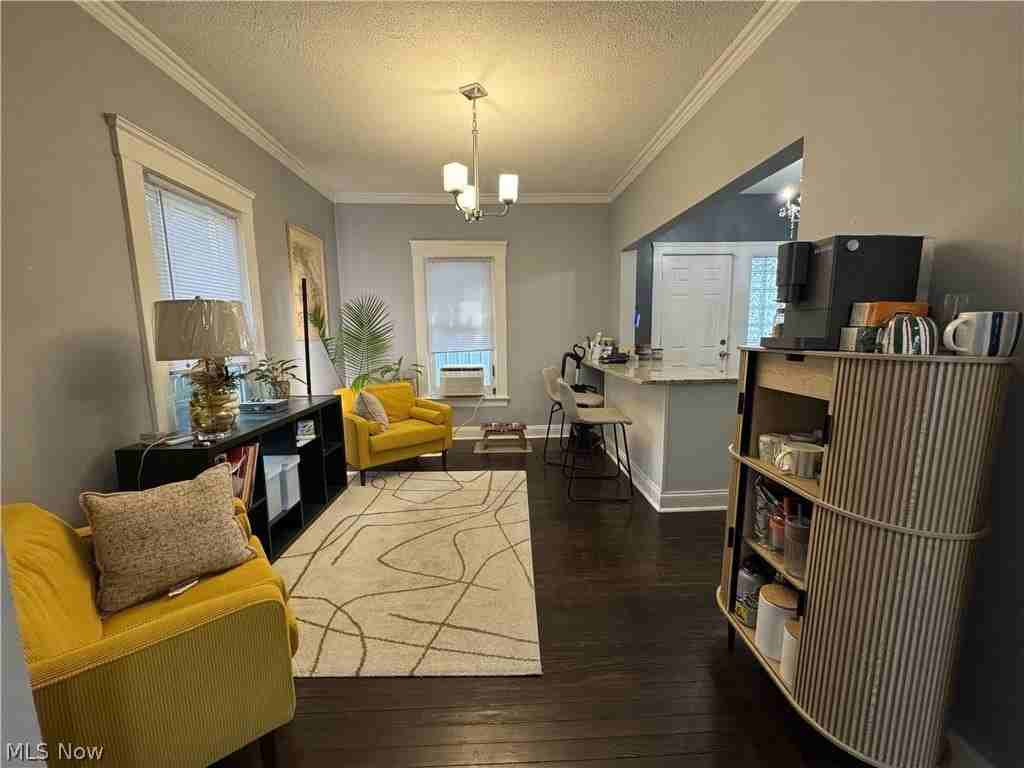 4411 John Ave - Photo 6 of 26