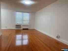 2160 Center Ave #4S - Photo 1 of 1