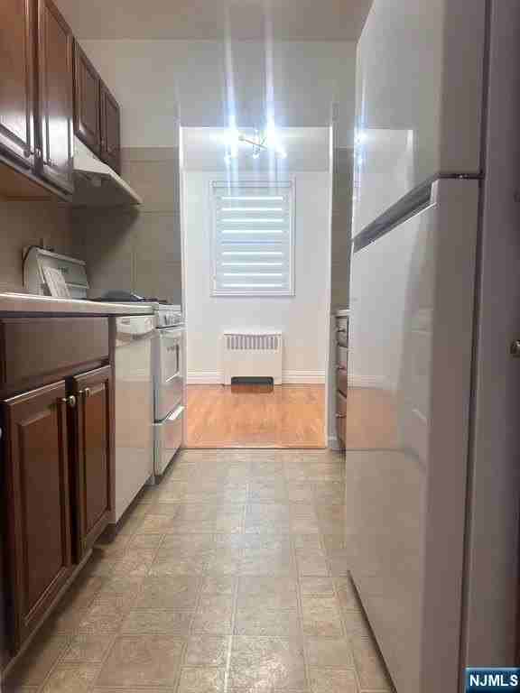 2160 Center Ave #4S - Photo 2 of 8