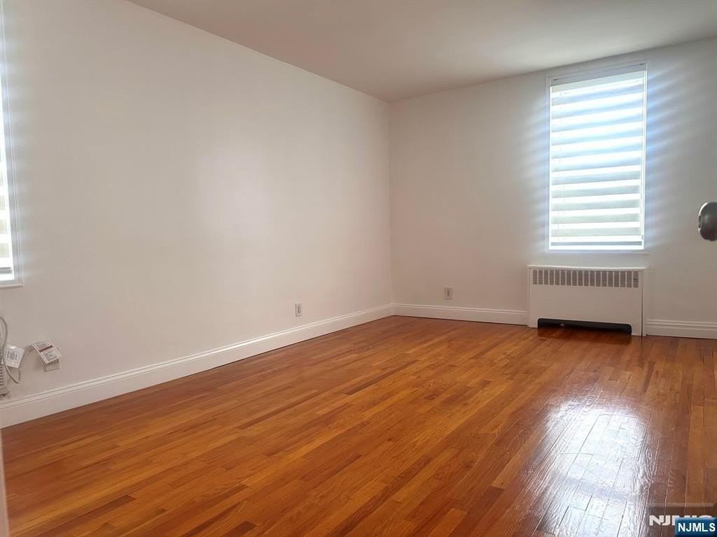 2160 Center Ave #4S - Photo 4 of 8