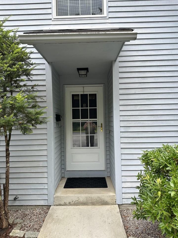 25 Charlonne St #3 - Photo 2 of 34