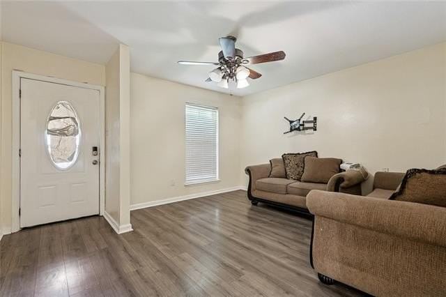 6311 Brunswick Ct - Photo 3 of 15