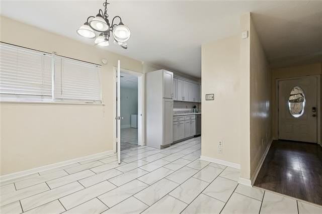 6311 Brunswick Ct - Photo 4 of 15
