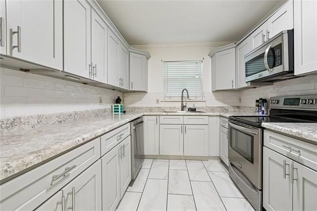 6311 Brunswick Ct - Photo 5 of 15