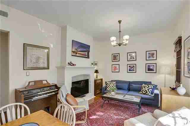 1122 Felicity St #4 - Photo 5 of 19