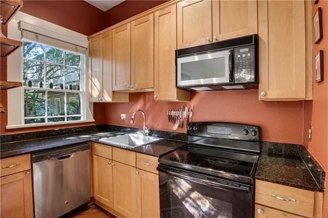 1122 Felicity St #4 - Photo 6 of 19