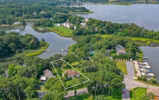 featured image of 29 Waters Edge Rd