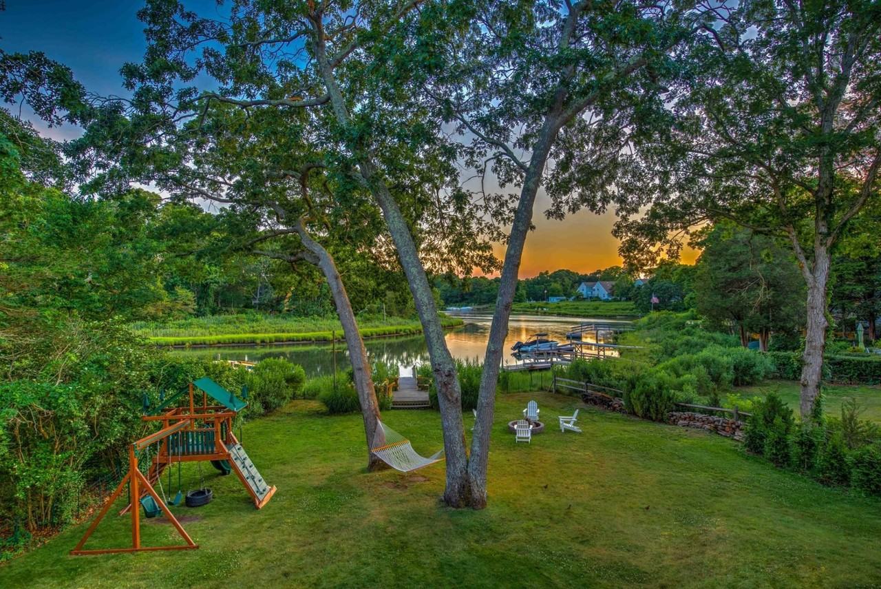 29 Waters Edge Rd - Photo 7 of 36