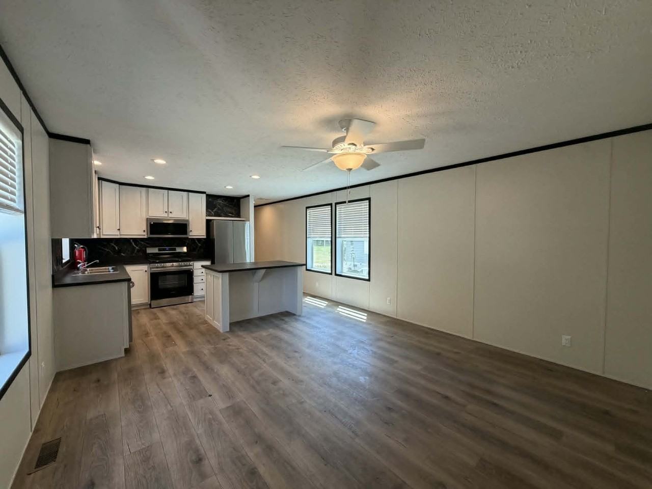 3228 Redwood Ln #134 - Photo 2 of 10