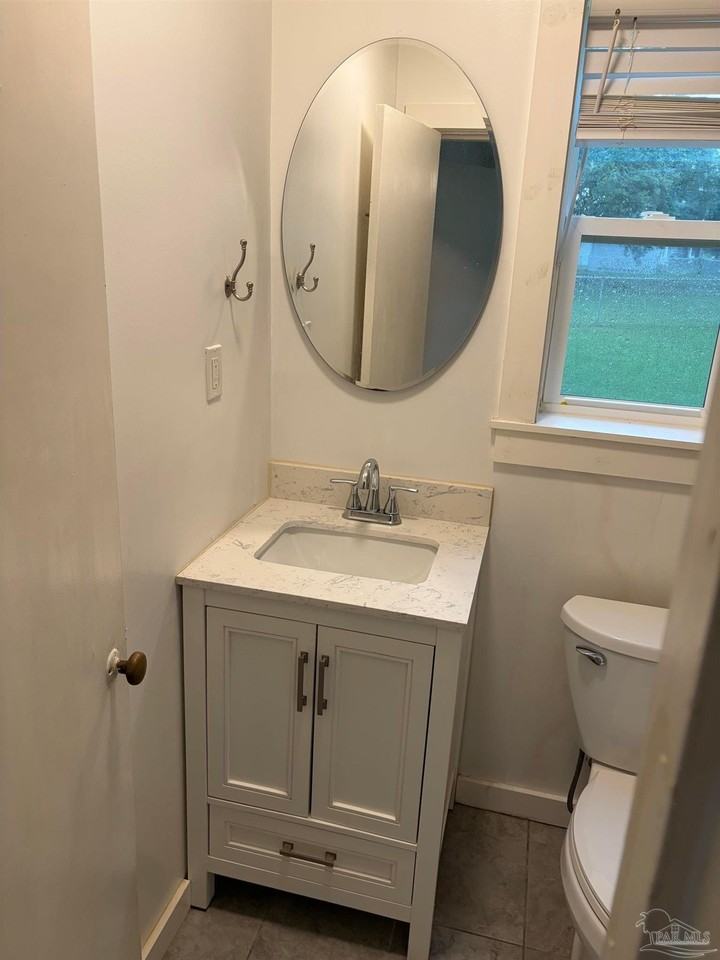 107 Holmes Dr #C - Photo 7 of 8
