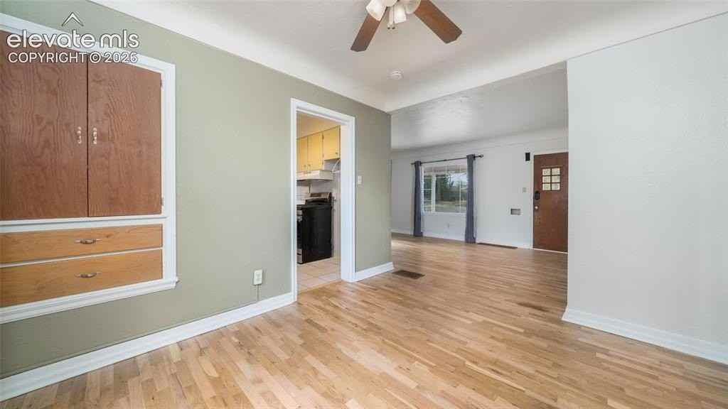 111 N Sheridan Ave - Photo 6 of 20