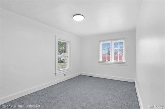 23525 Kress St - Photo 6 of 27
