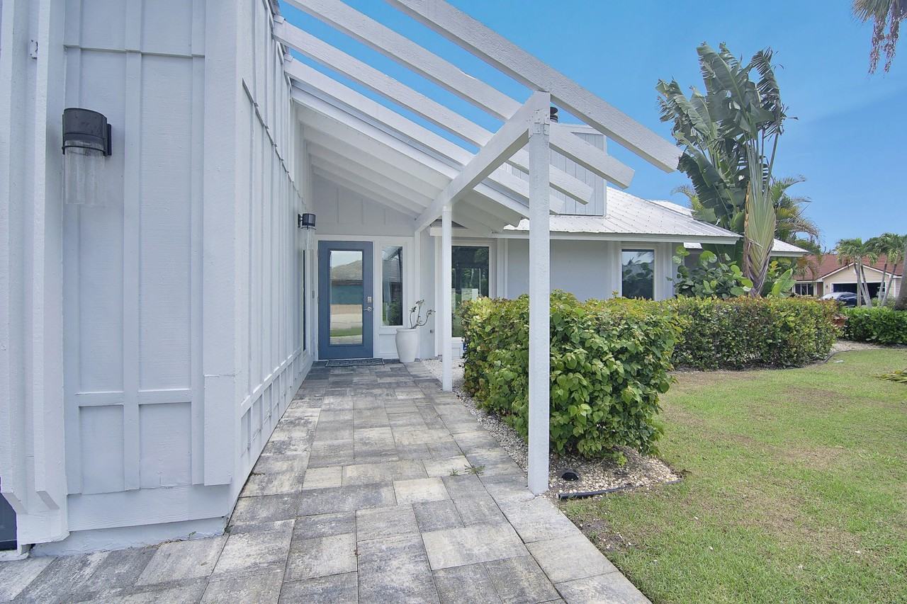 19 Pinehill Trl E - Photo 3 of 34