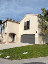 1731 Shoreside Cir - Photo 1 of 1