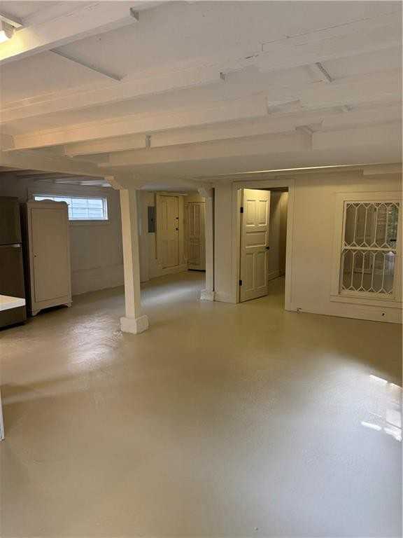 2613 Carondelet St ##B - Photo 5 of 10