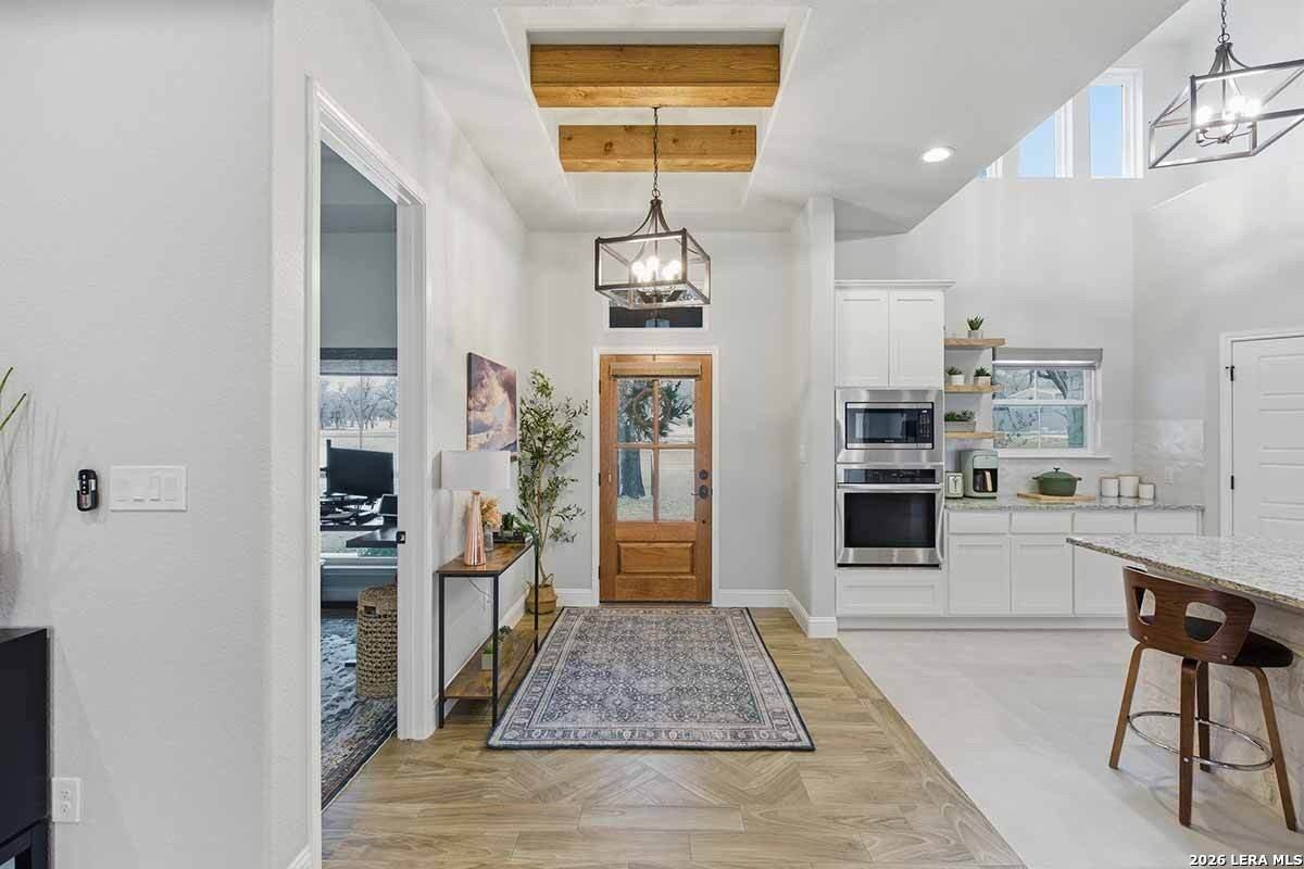 164 Crescent Rdg - Photo 7 of 39
