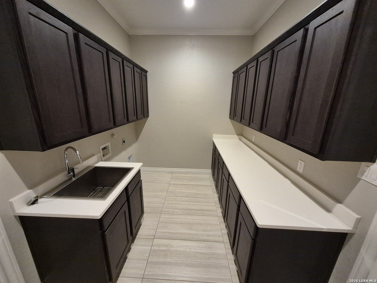 4815 Viewcrest Rd - Photo 7 of 28