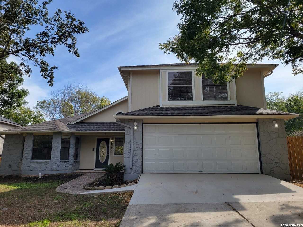 6810 Raintree Path - Photo 2 of 25
