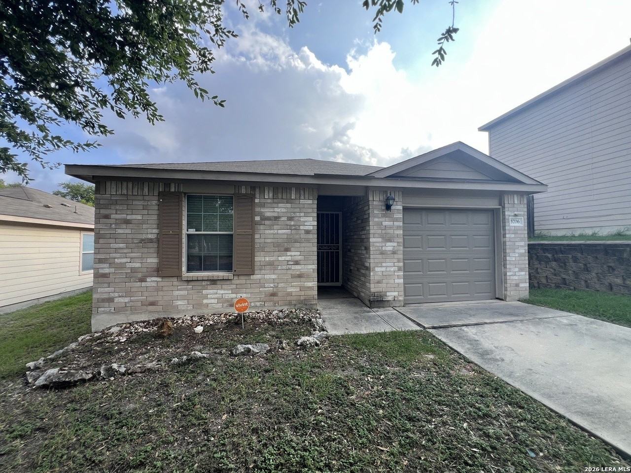 5706 Hickory Cyn
