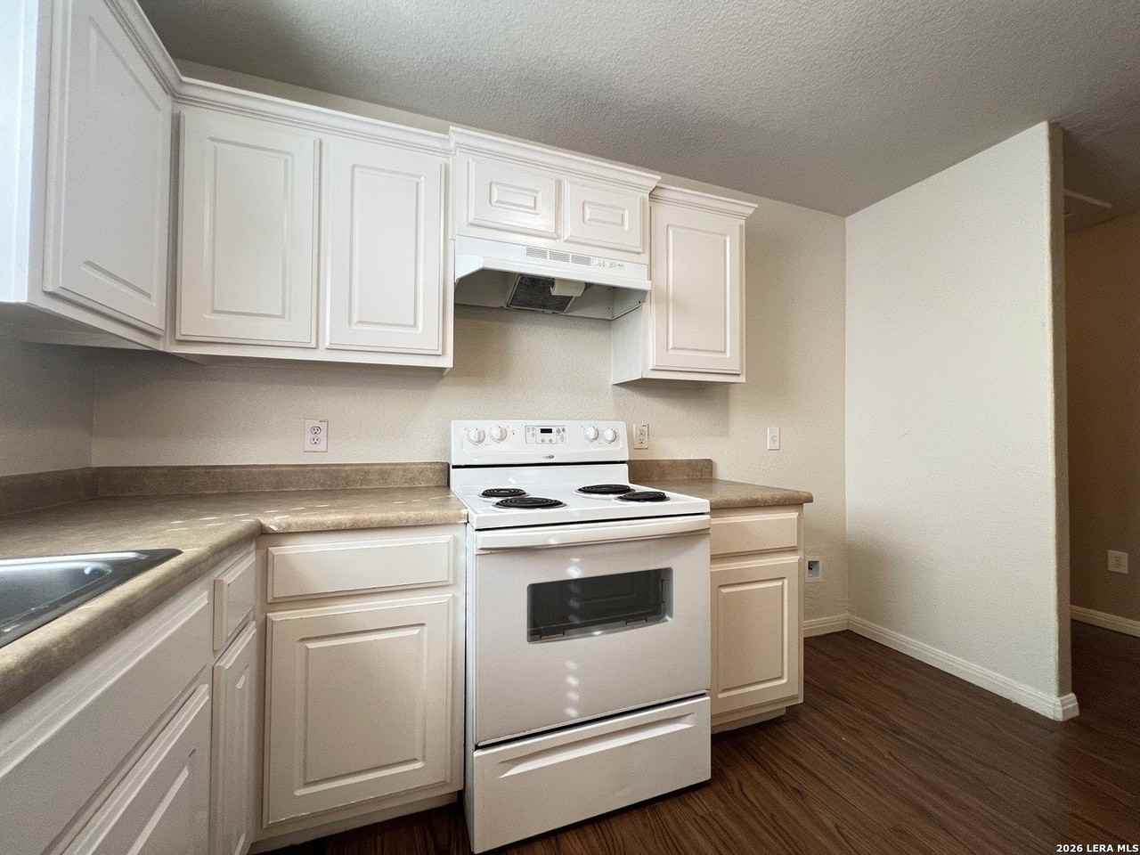 5706 Hickory Cyn - Photo 6 of 36