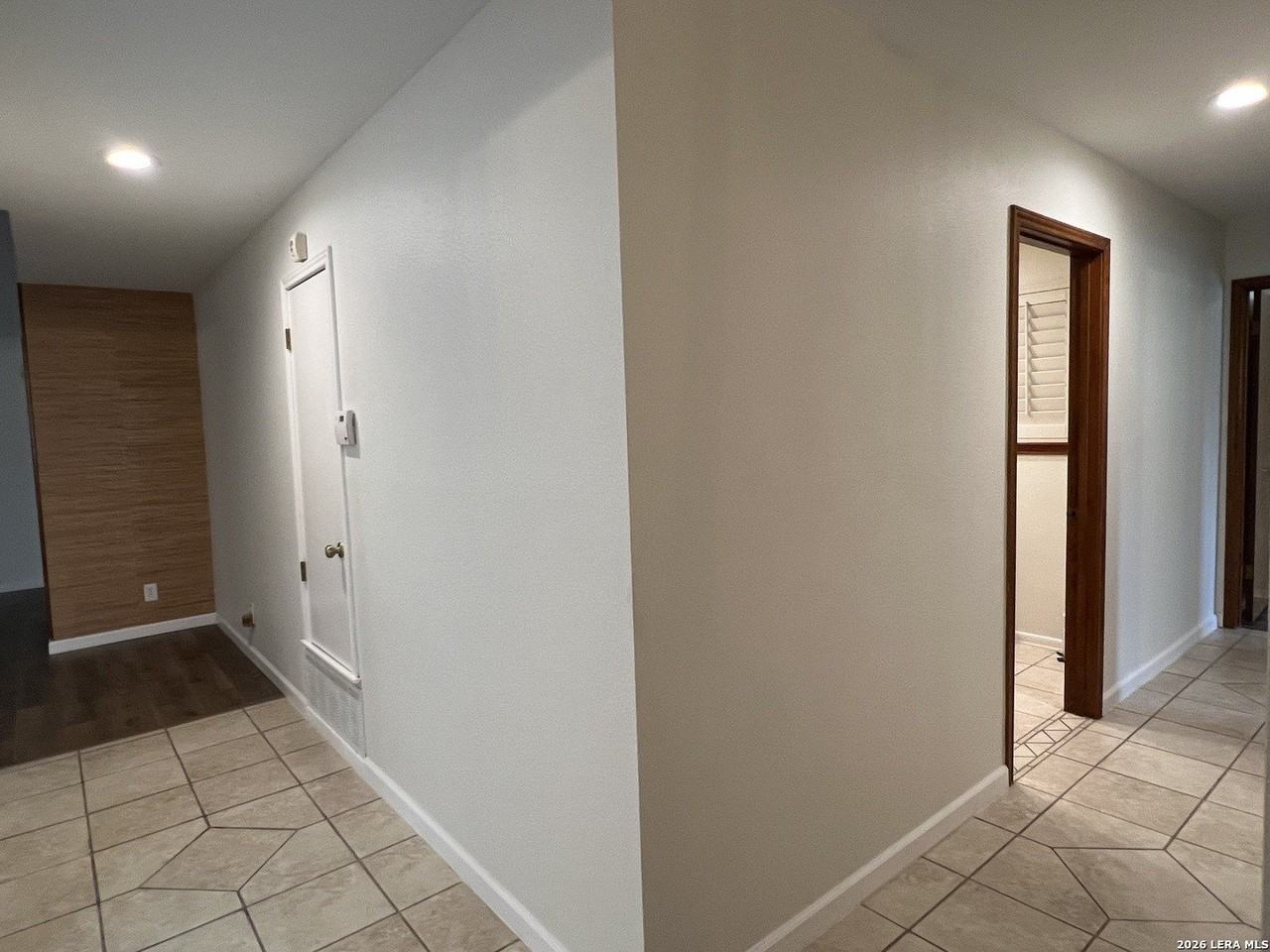 4307 Shavano Woods St - Photo 6 of 46