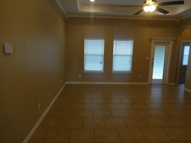 6125 Maximus Dr - Photo 2 of 16