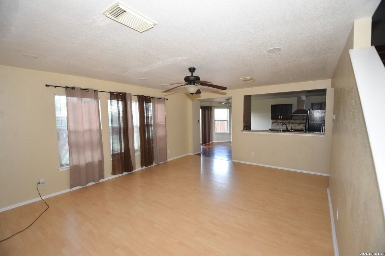 83 Viking Oak - Photo 6 of 37