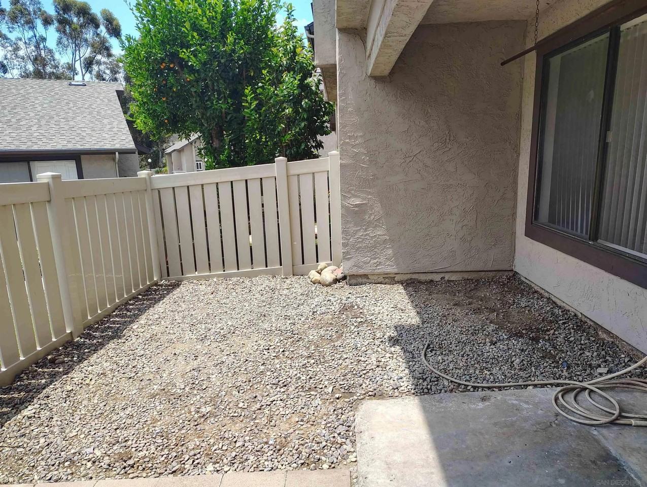 12112 Wilsey Way - Photo 3 of 50