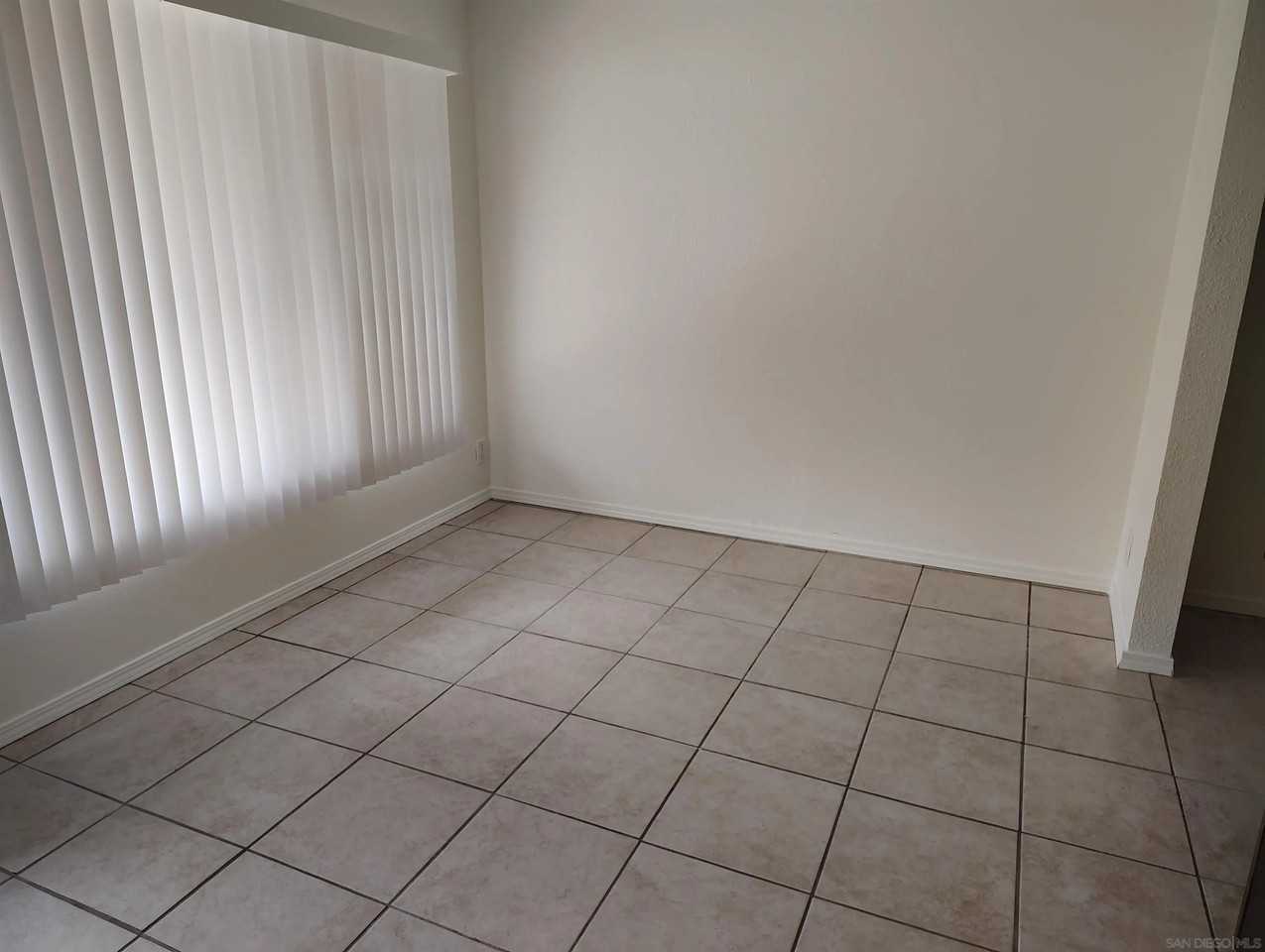 12112 Wilsey Way - Photo 7 of 50