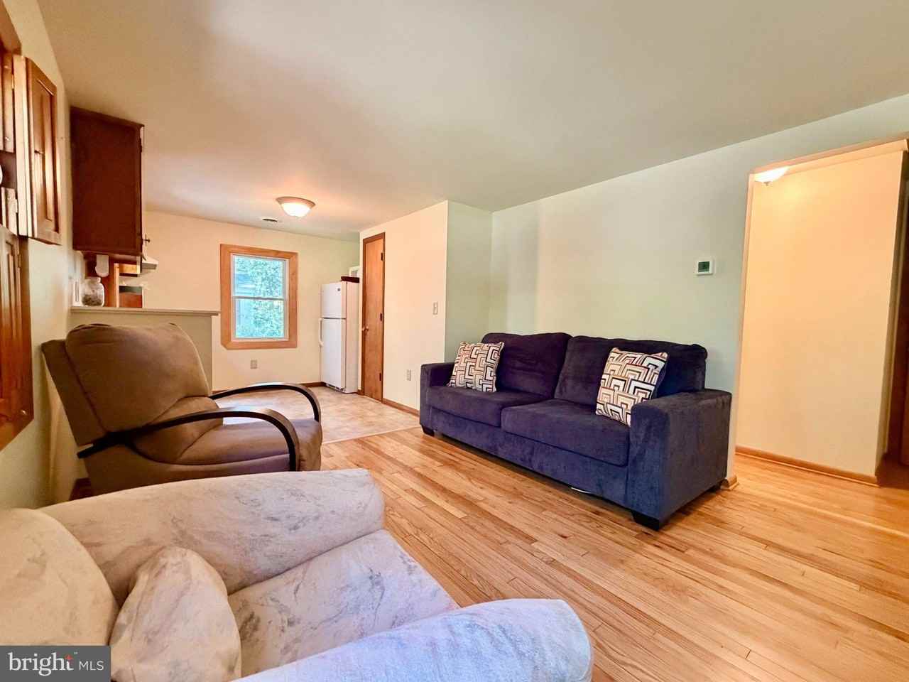 18587 Sylvan Dr - Photo 4 of 14