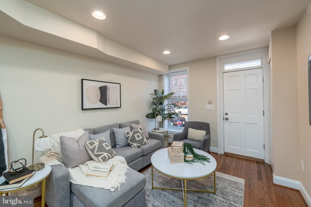 336 S Collington Ave - Photo 4 of 27